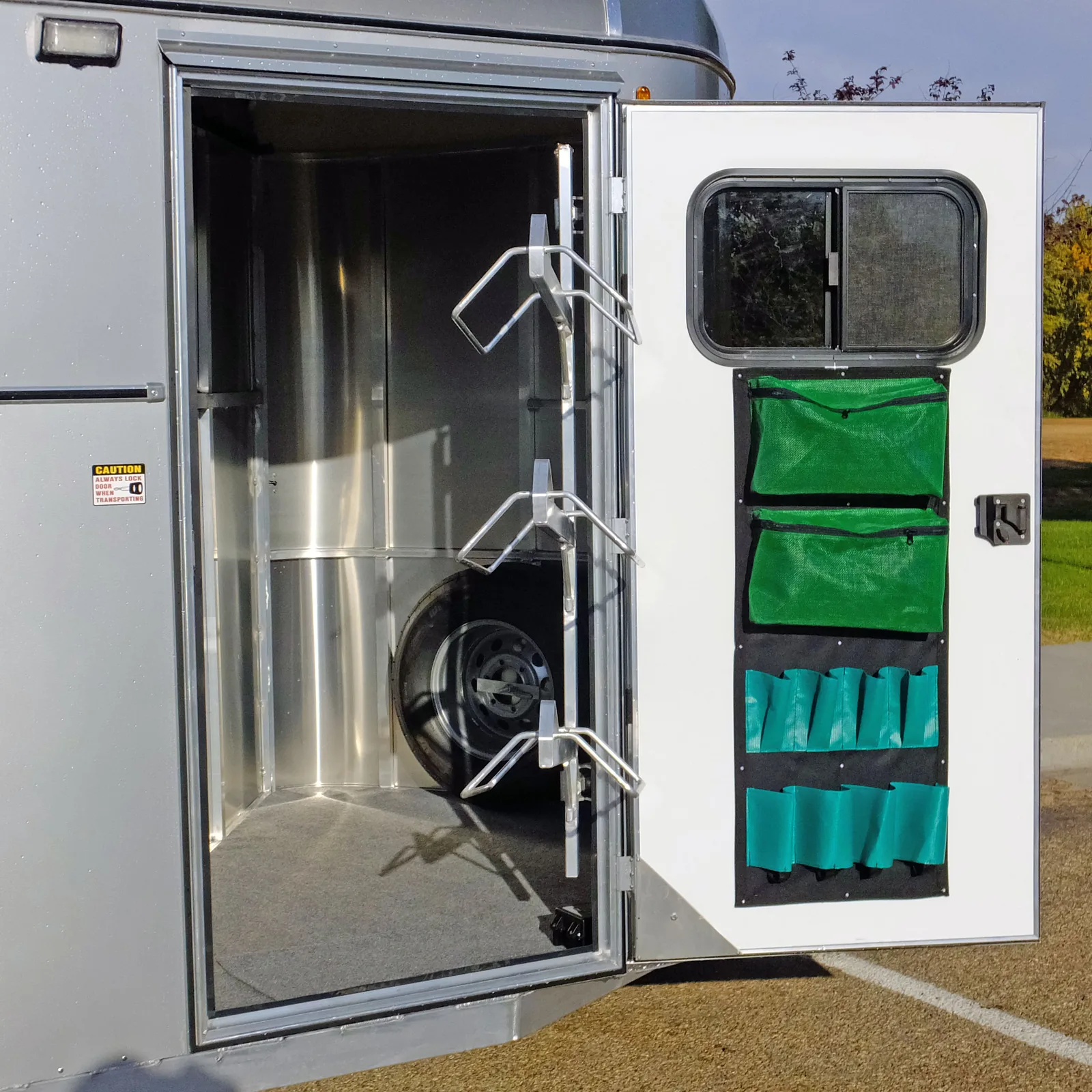 Maverick Swing Out Saddle Rack